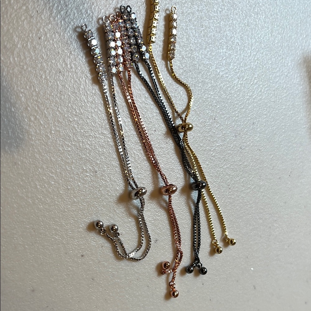 Sliding Adjustable Bracelet Finding with Zircon